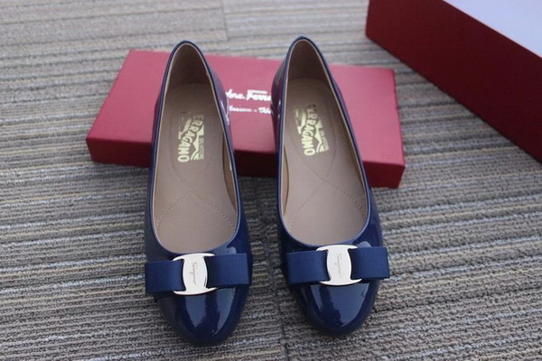 Ferragamo Shallow mouth flat shoes Women--023